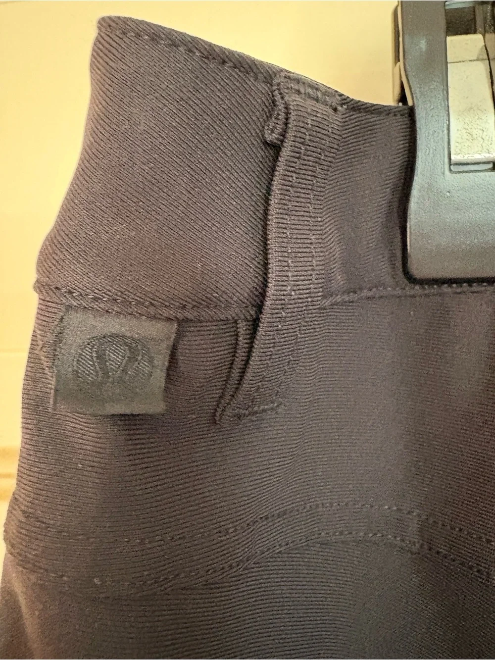 Lululemon ABC Classic Fit Trouser Warpstreme Mens Size 32x30 Black
